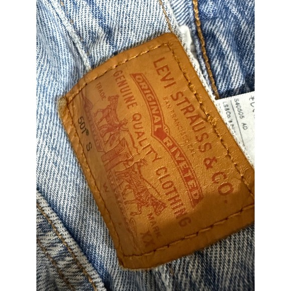 Levi 501 Straight Leg Rhinestone Grunge 25 Short 28 Inch Inseam Stars Light Wash - Picture 8 of 10